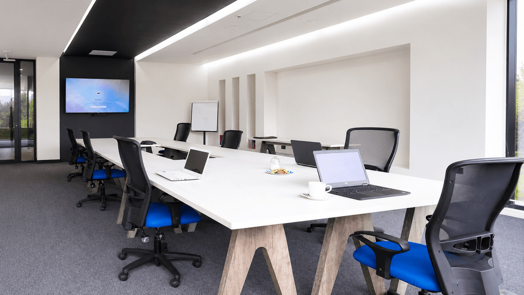 Sala de juntas retocada para investigación y capacitación